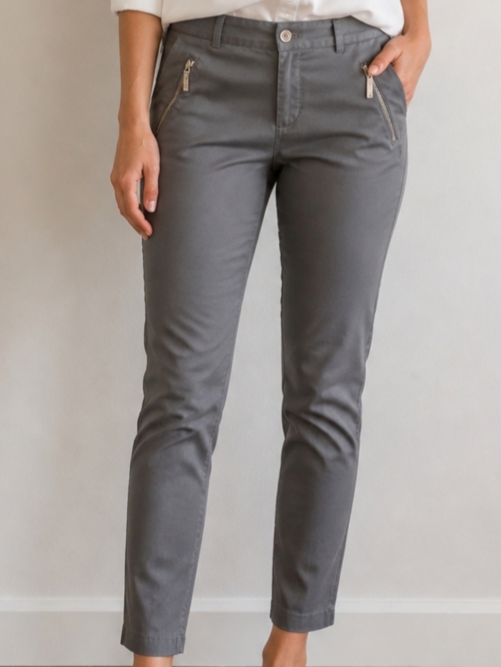 Michael Kors Slim Fit Ankle Pants Women’s Size 10 Gray Stretch Zip Pocket Career